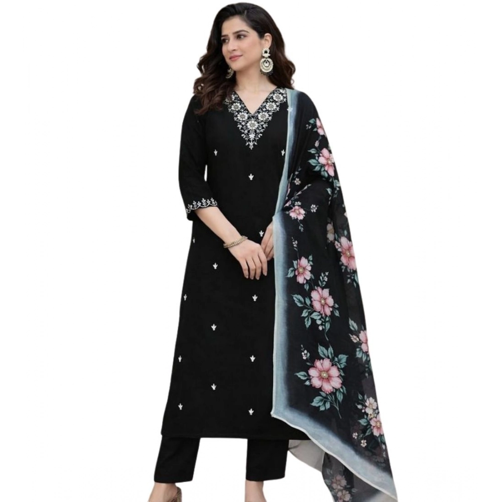 PID-65968-Women-s-Chanderi-Silk-Ethnic-Motif-V-Neck-Three-Quarter-Sleeve-Kurti-With-Pant-Dupatta-Se-1000x1000-1.webp