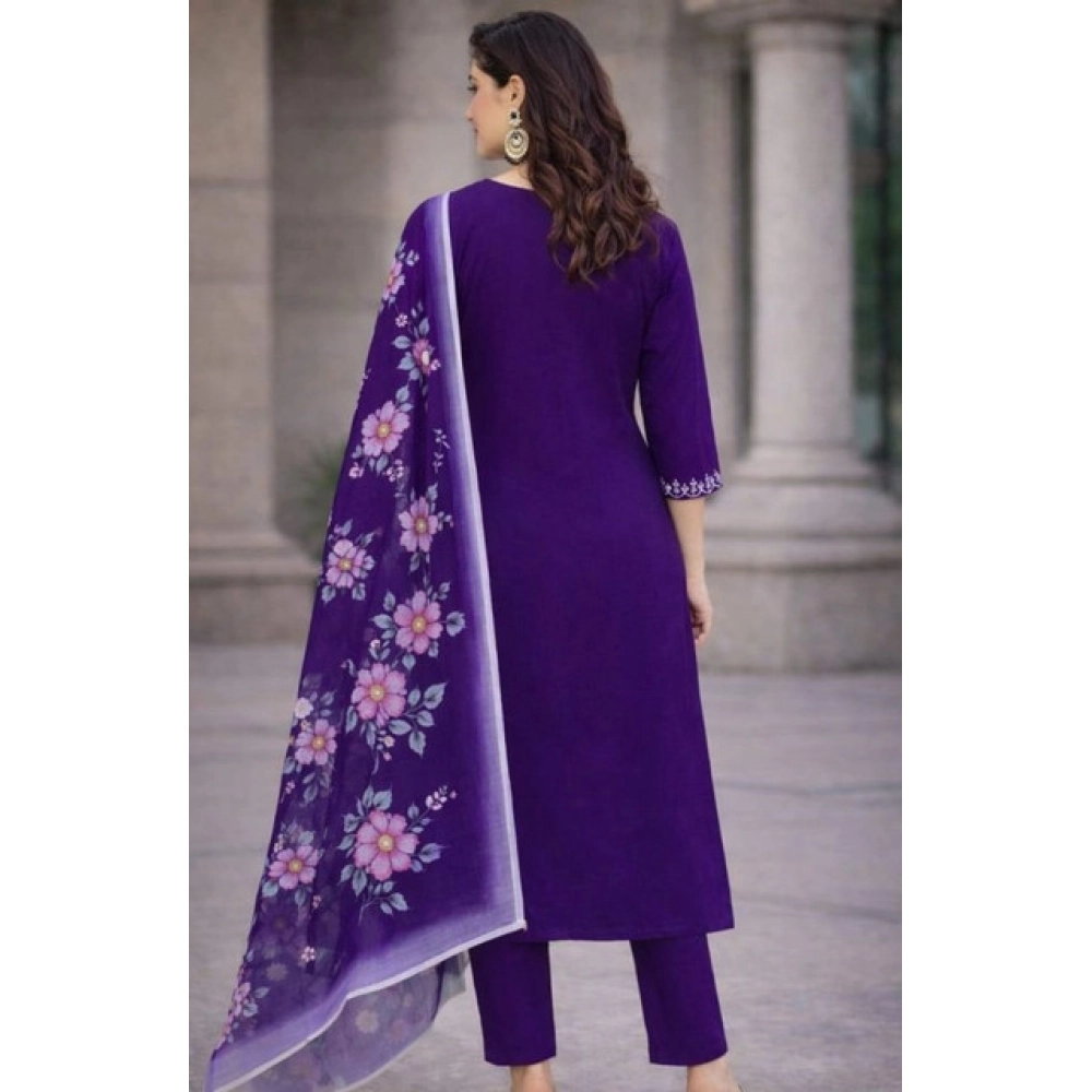PID-65971-Women-s-Chanderi-Silk-Ethnic-Motif-V-Neck-Three-Quarter-Sleeve-Kurti-With-Pant-Dupatta-Se-1000x1000-1.webp