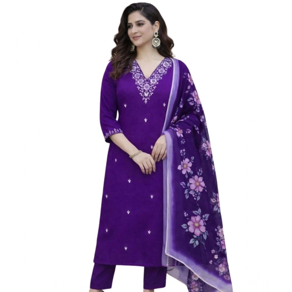 PID-65971-Women-s-Chanderi-Silk-Ethnic-Motif-V-Neck-Three-Quarter-Sleeve-Kurti-With-Pant-Dupatta-Se-1000x1000-1.webp