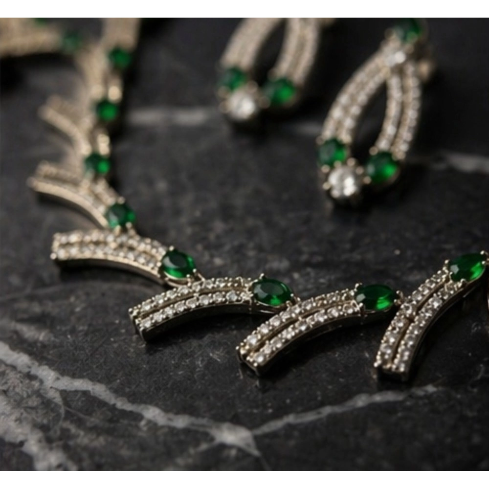 PID-66309-Women-s-Brass-Silver-Plated-Necklace-set-Green-1-1000x1000-1.webp