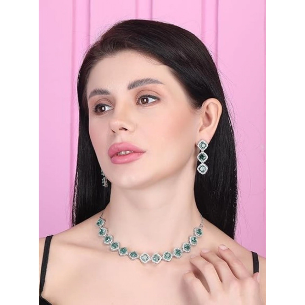 PID-66331-Women-s-Brass-Silver-Plated-Necklace-set-Green-1-1000x1000-1.webp
